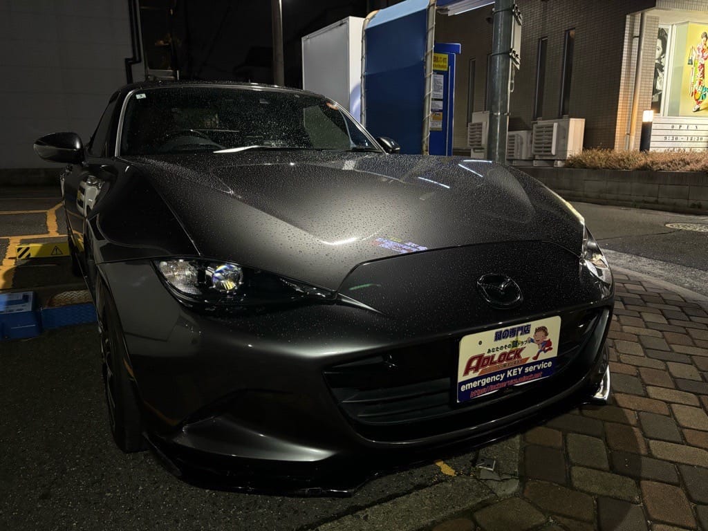 マツダ ロードスターNDERC 2019年式。こちらの車両の鍵を作製します