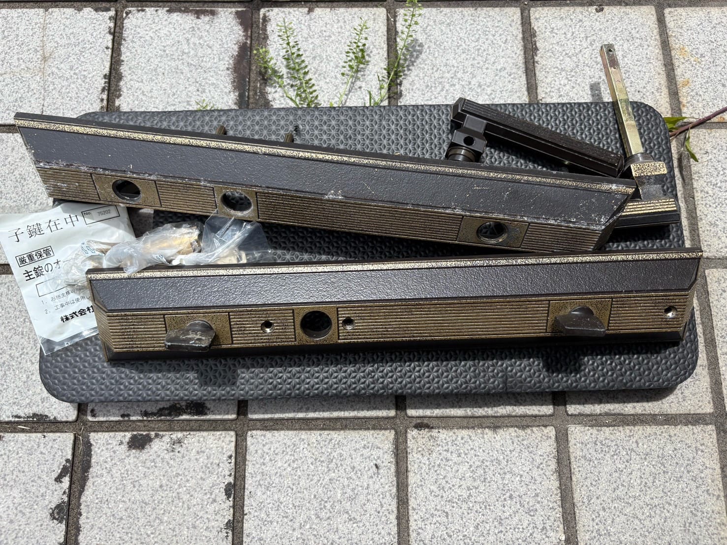 キーシリンダーを取り外しました