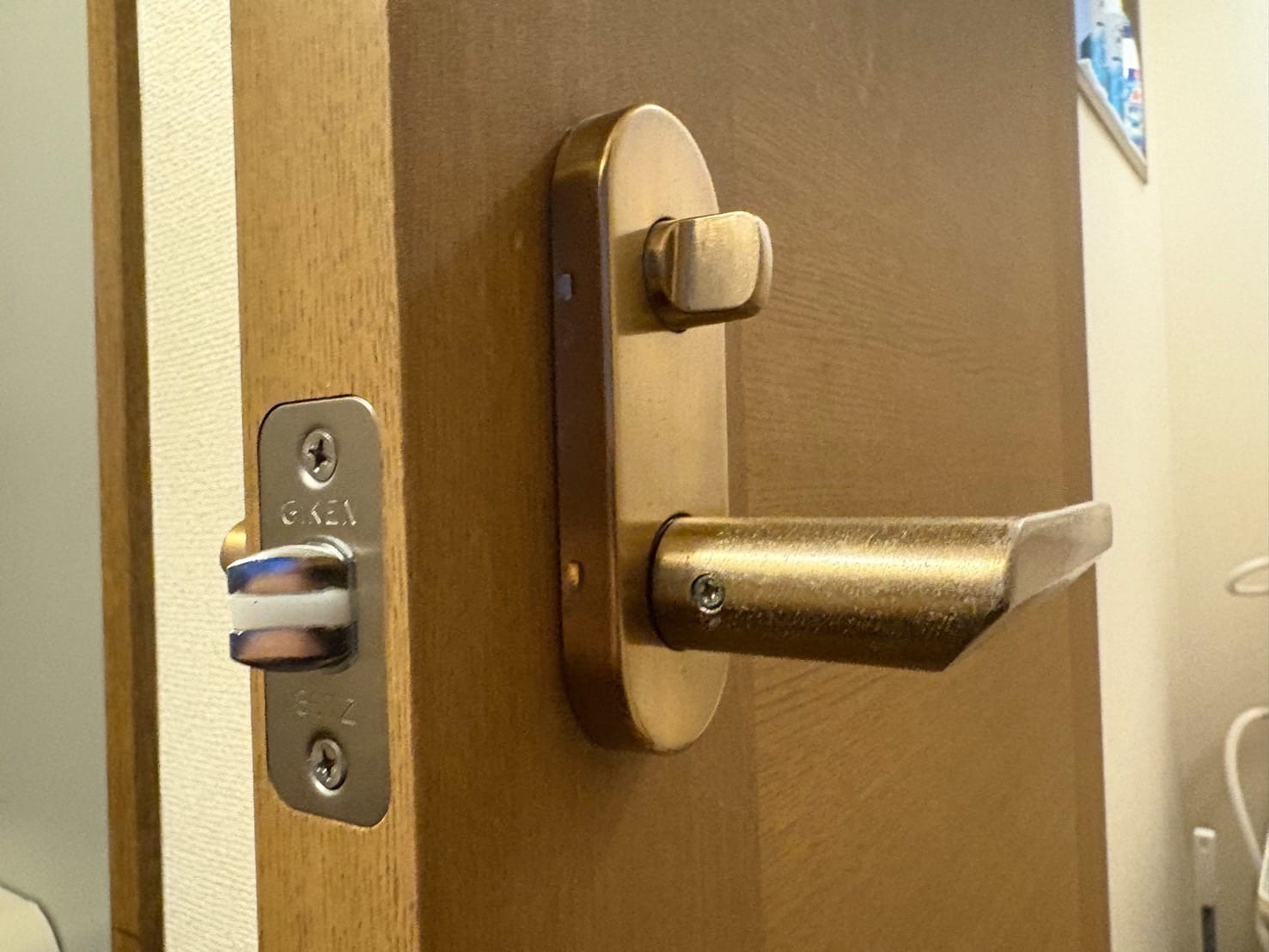 ラッチ交換後の扉