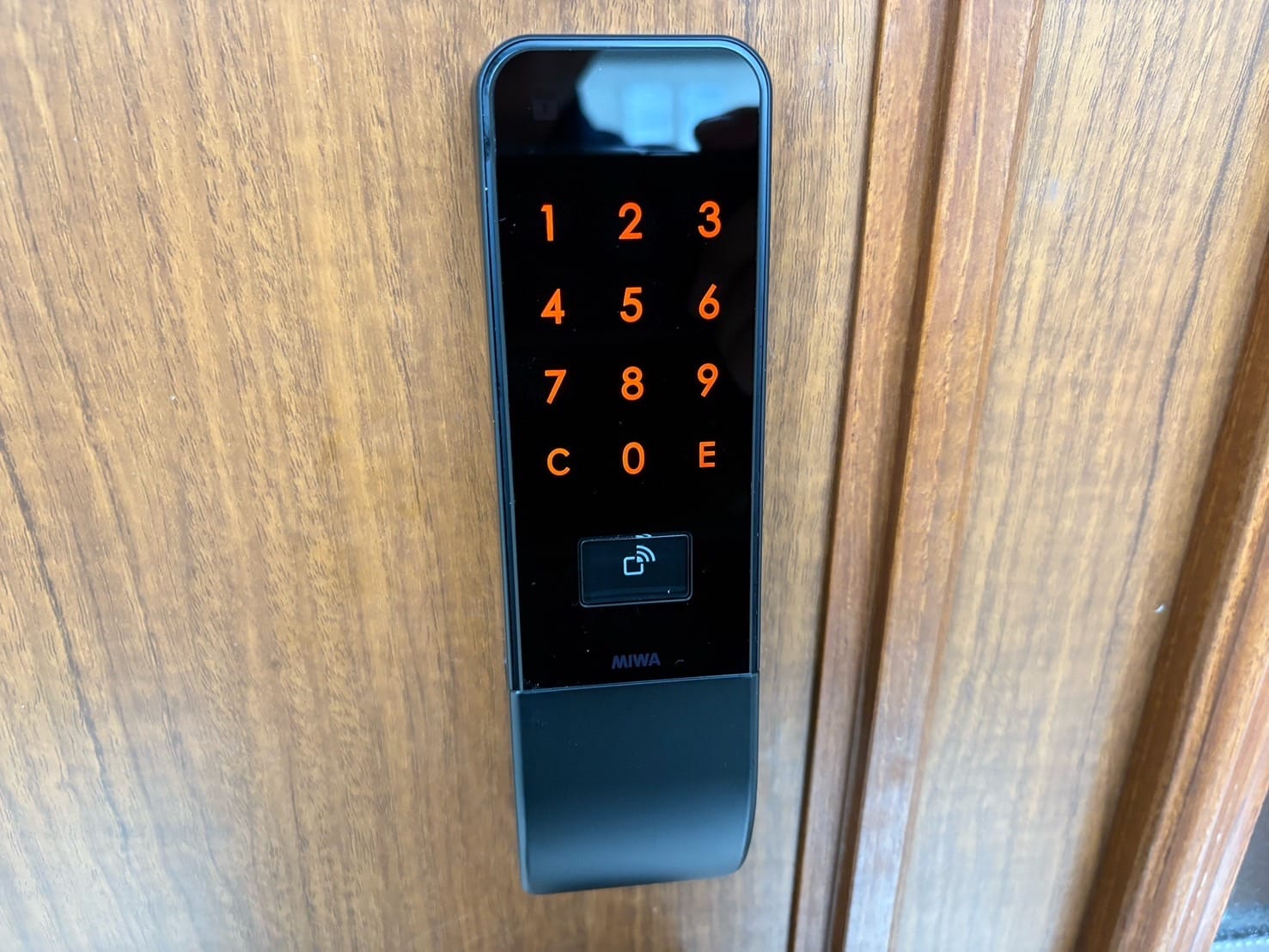 PiACKⅢ smart取付完了。暗証番号またはICカードで開け閉めできます