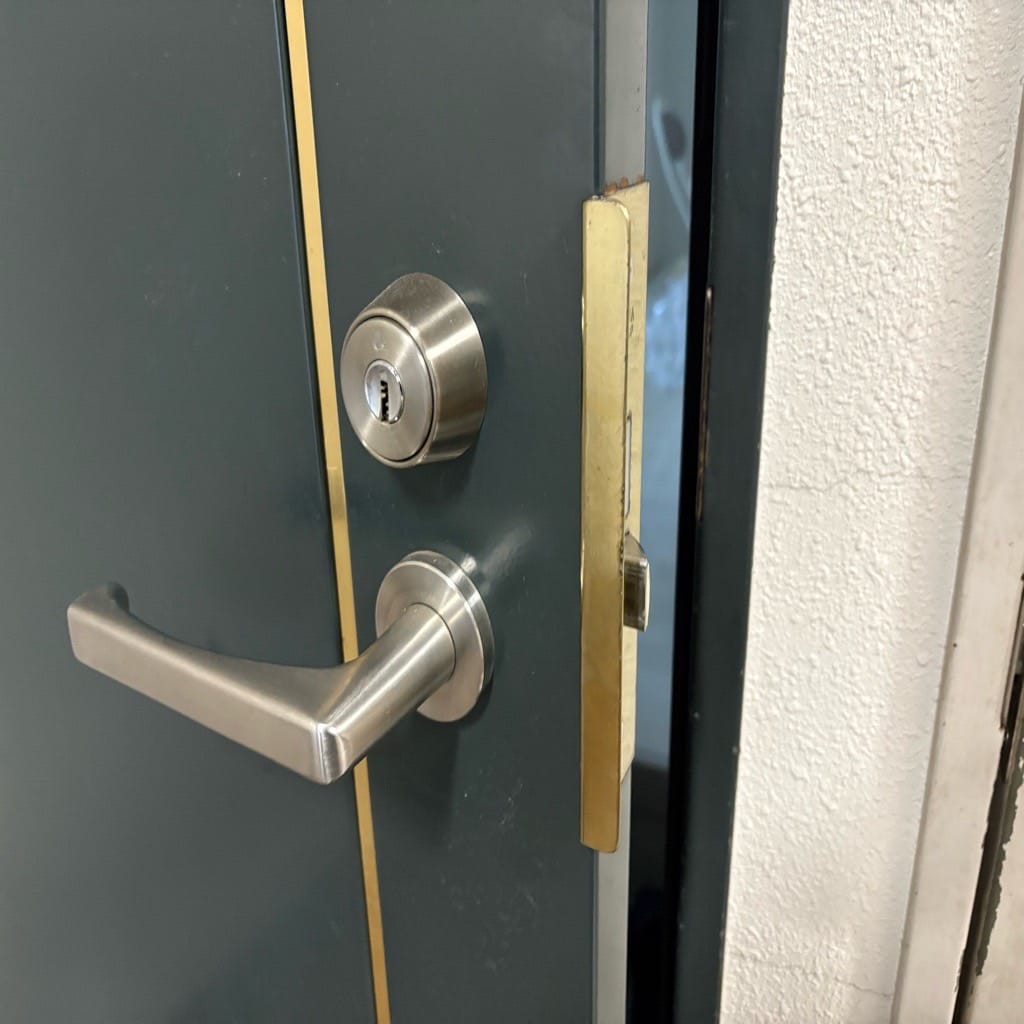 解錠に成功。ドアが開きました