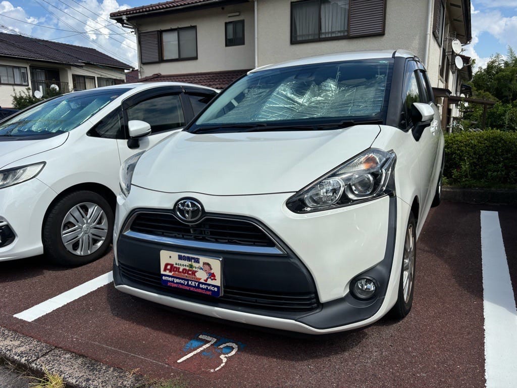 2018年式のトヨタ シエンタ(NSP170)。こちらの車両の鍵を作製します