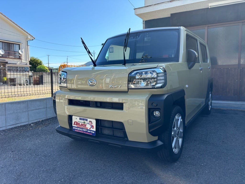 ダイハツ タフトLA900S 2020年式。こちらの車両の鍵を作製します
