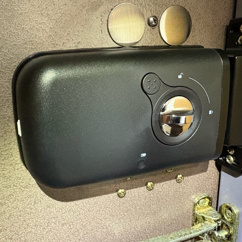 室内柄の取付完了