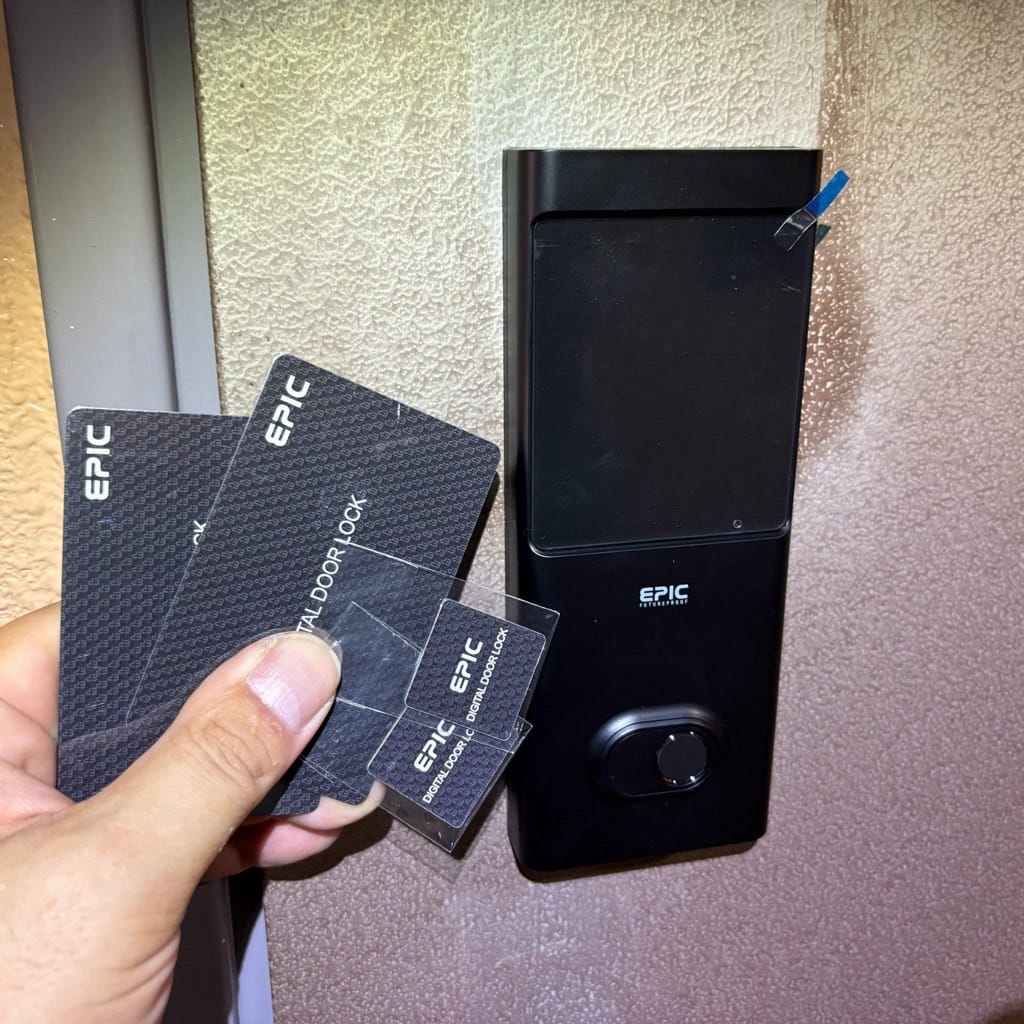 EPIC Flassa 3D-NB取付完了。扉の外側。