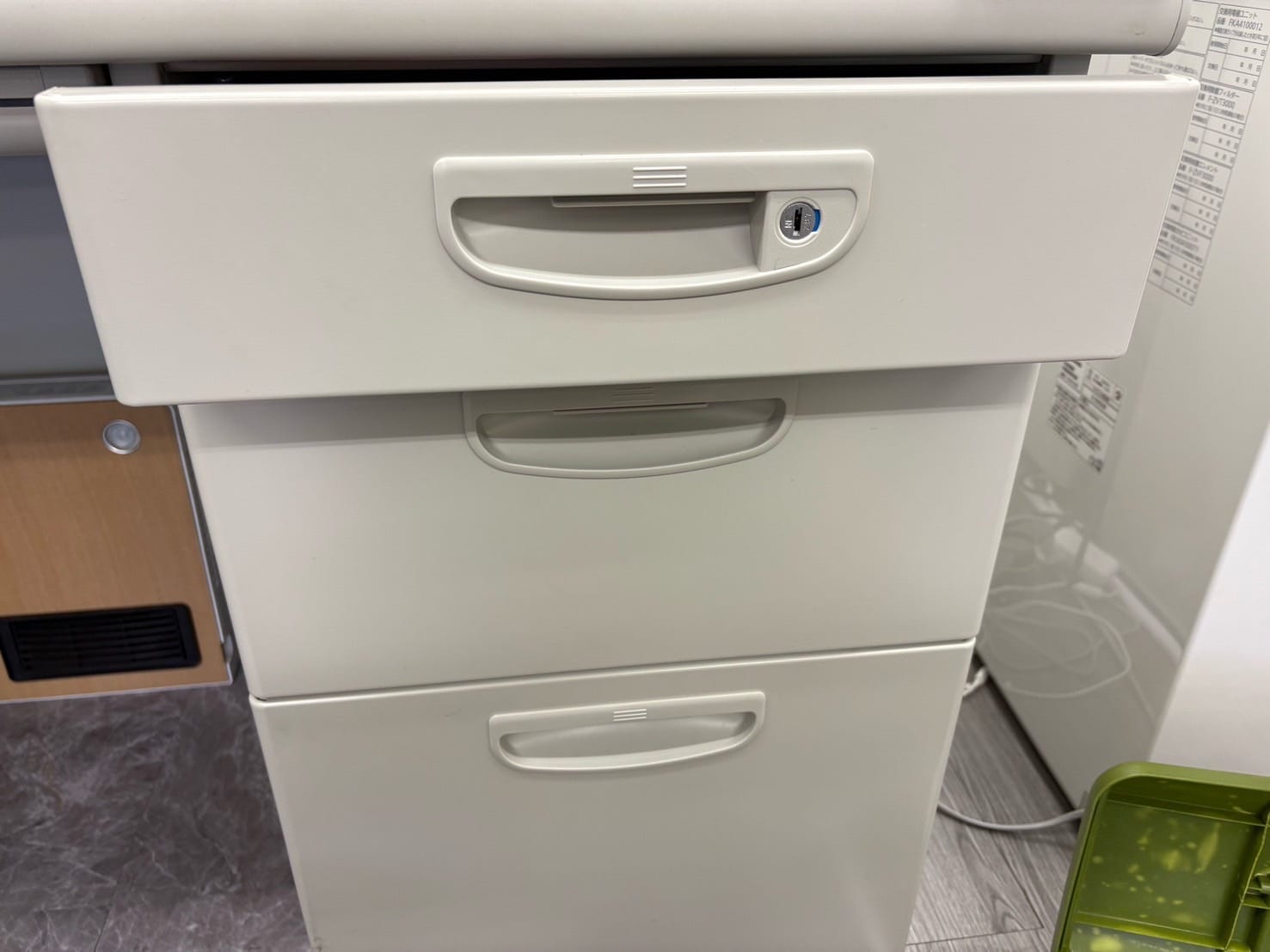 解錠成功。引き出しが開いた状態