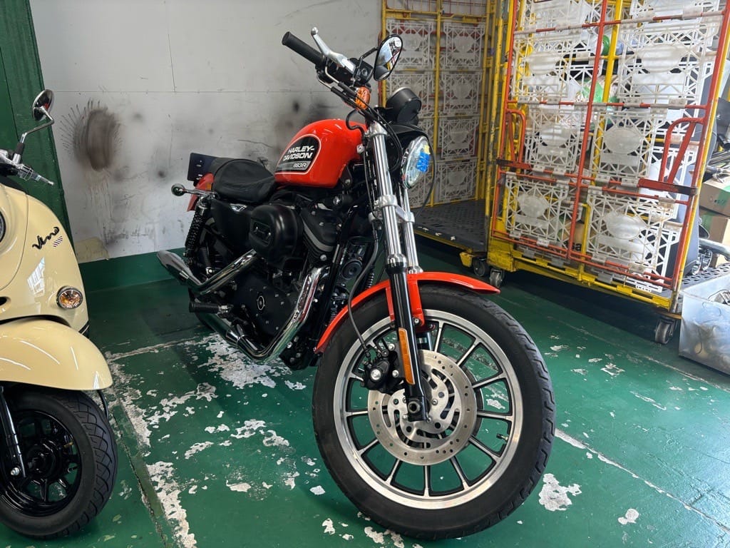 ハーレーダビッドソンXL883R 2009年式。こちらの車両の鍵を作製します