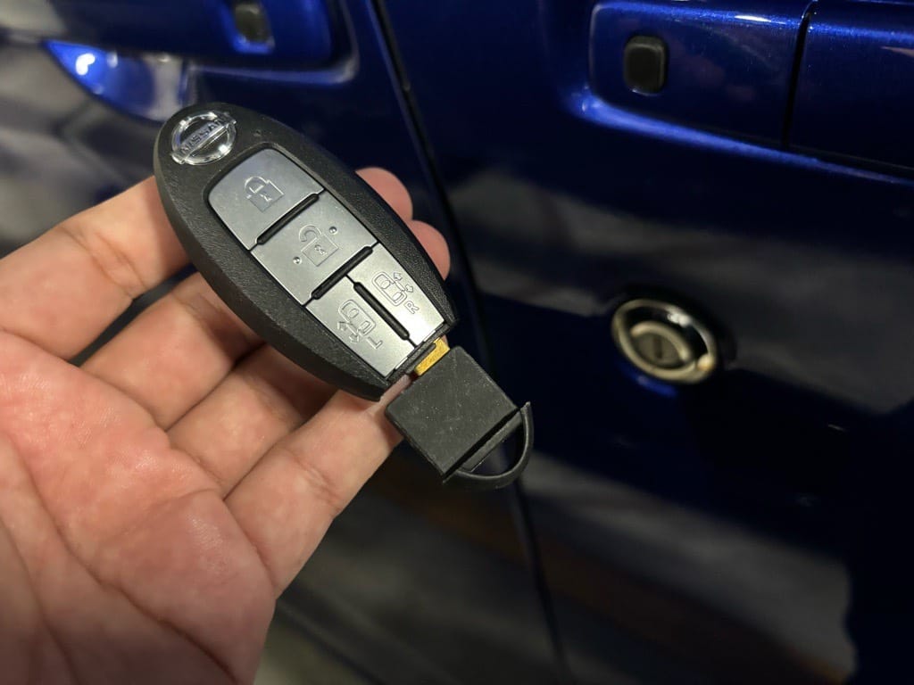 登録が完了したルークスのスマートキーに作製したメカニカルキーを収納