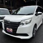 トヨタ ノア ZRR80 2015年式。こちらの車両の鍵を作製します