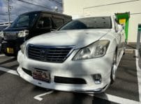 トヨタ クラウンGRS200 2010年式。こちらの車両の鍵を作製します