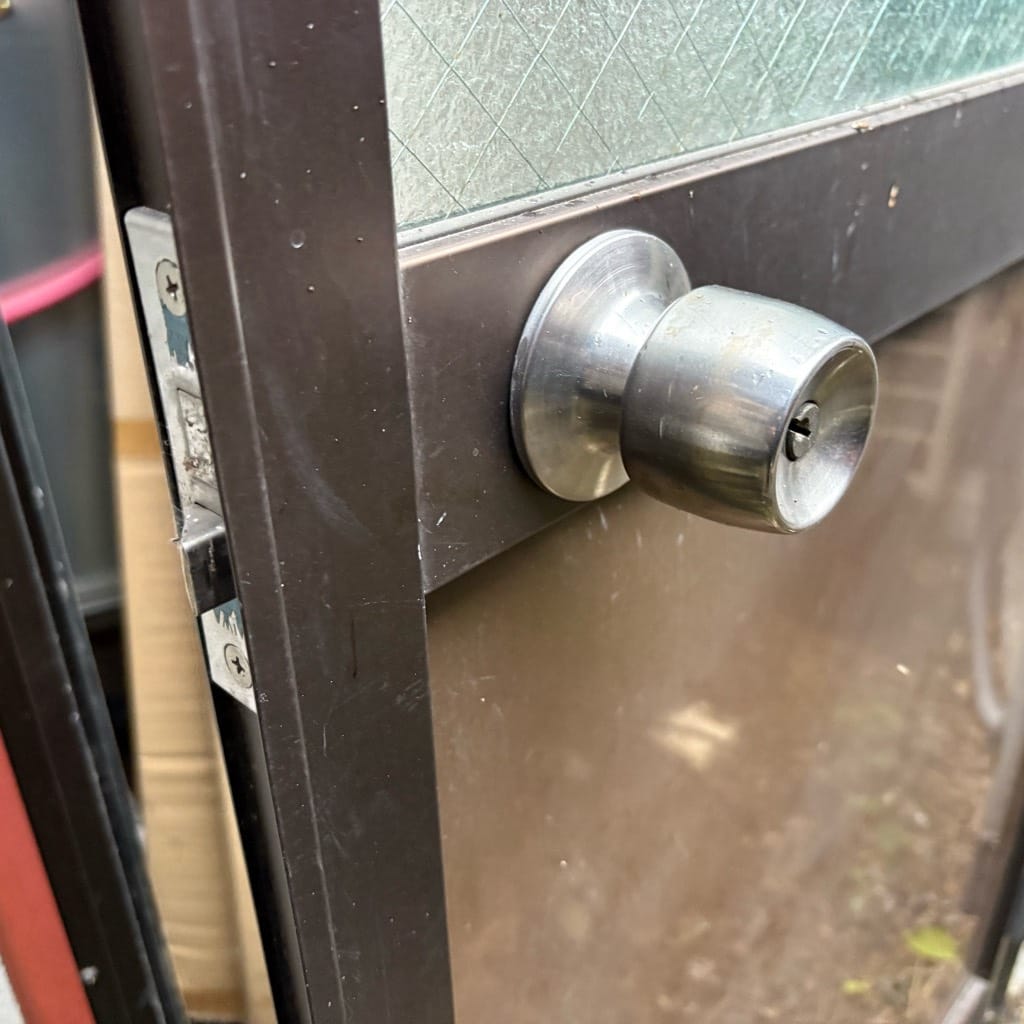 ドアが開きました