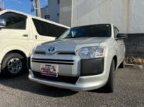 トヨタ プロボックスNHP160型（2021年式）。こちらの車両の鍵を作製します