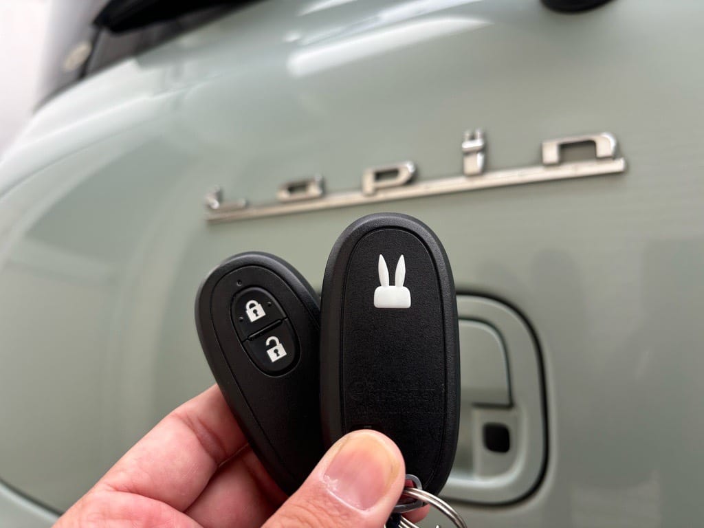 車内から回収したアルトラパンのスマートキー
