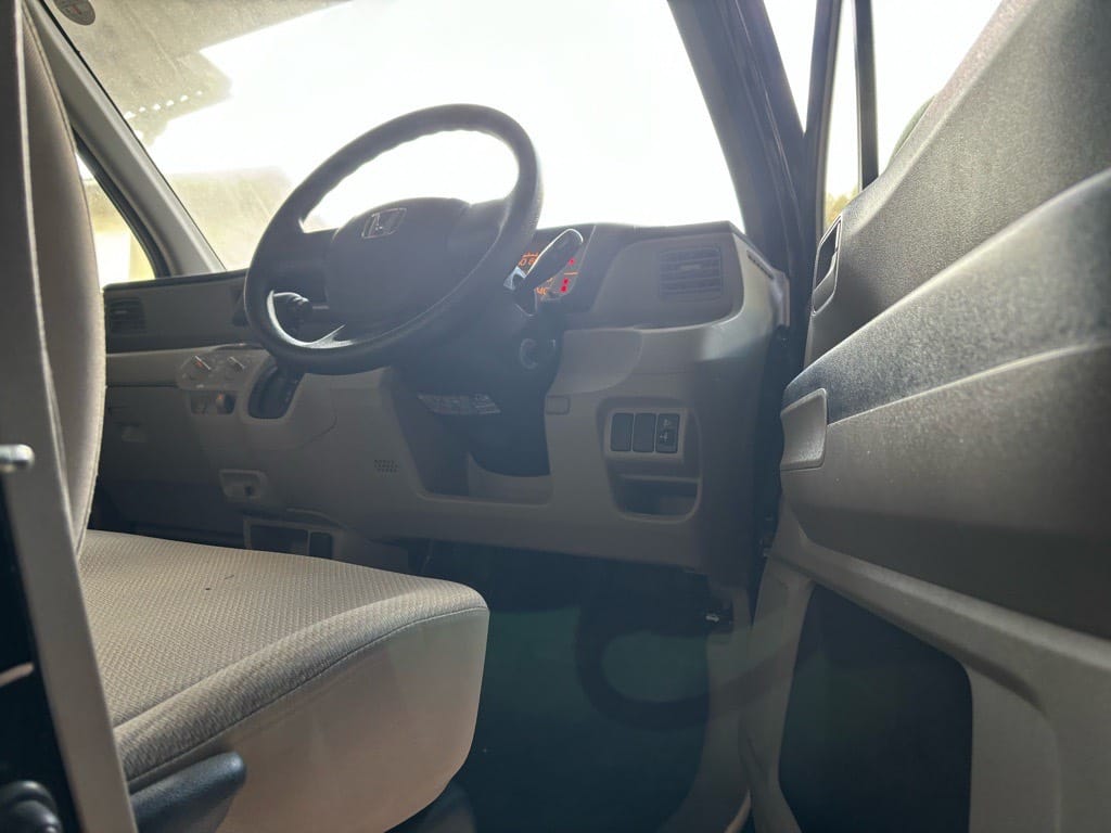 運転席ドアが開いた状態