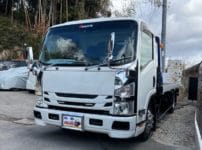 イスズ エルフNPR85 2016年式。こちらの車両の鍵を作製します