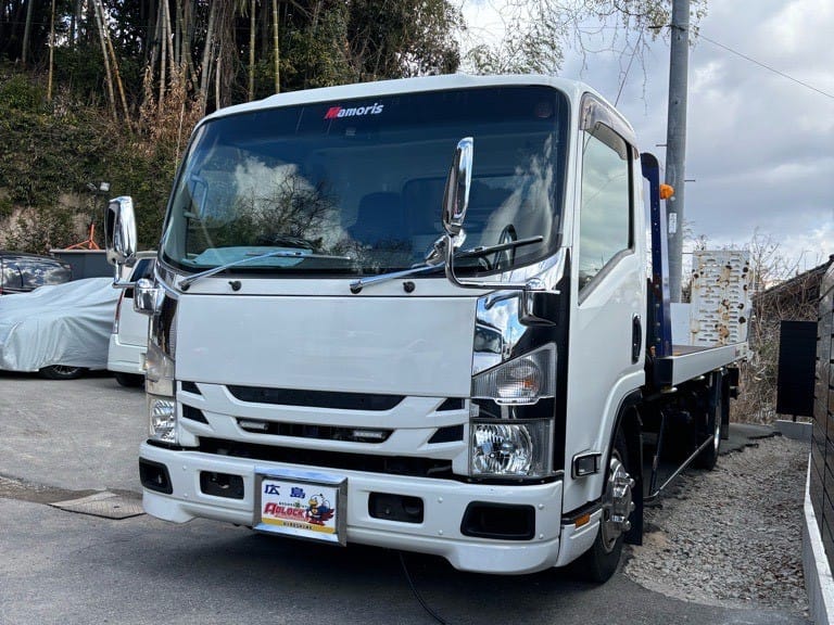 イスズ エルフNPR85 2016年式。こちらの車両の鍵を作製します