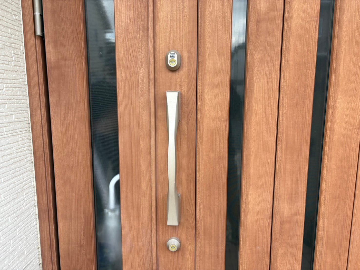 トラブルが発生した玄関ドア