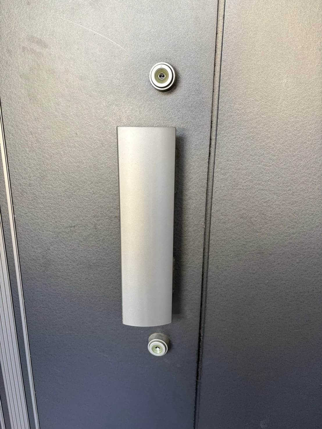 不調が起きた玄関ドア