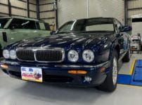 ジャガー XJ X300 2001年式。こちらの車両の鍵を作製します