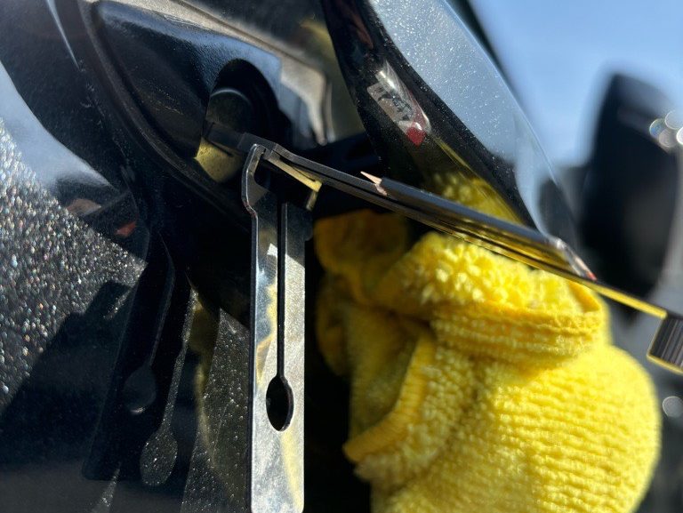 ドアりシリンダーをピッキング