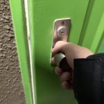 解錠に成功。ノブをひねるとドアが開くように