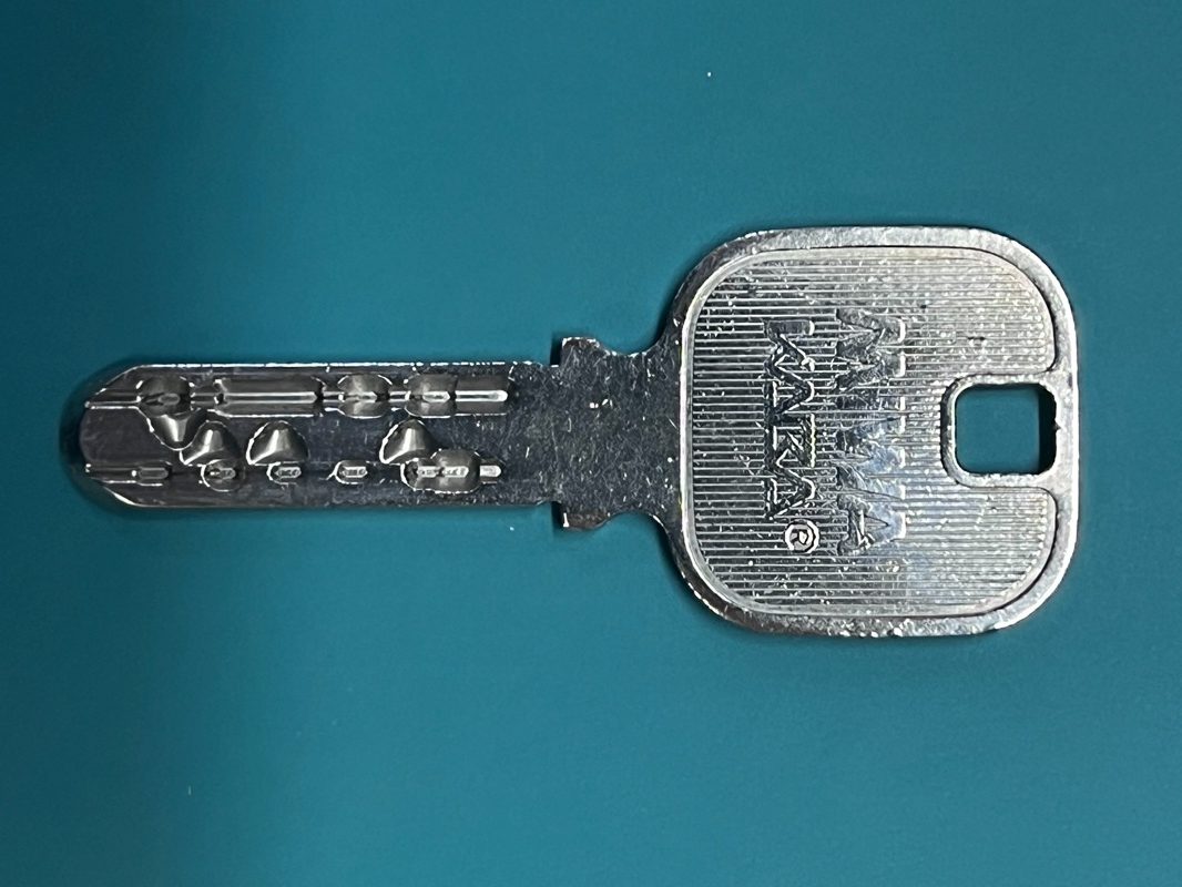 鍵交換に最適な合鍵と鍵修理のサービスを提供します.