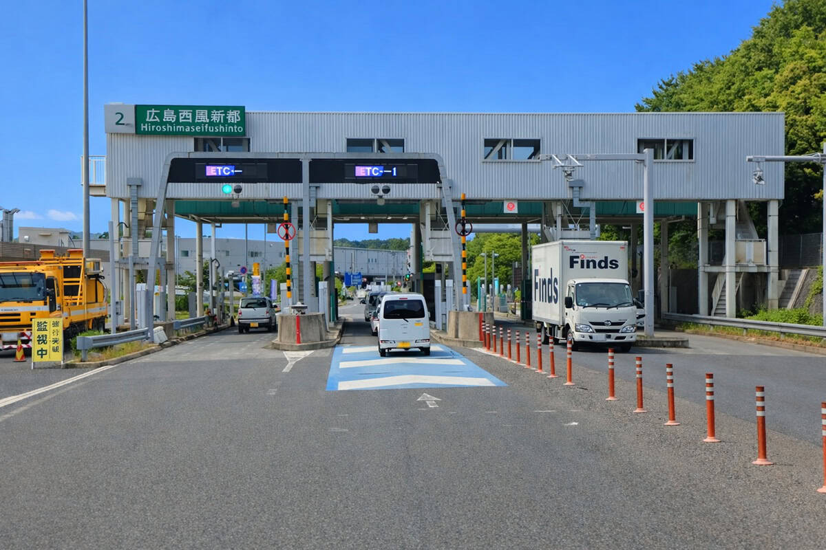 鍵のハヤブサ便 西風新都店に西風新都インター方面からお越しの方へご案内01 インター出口を出る