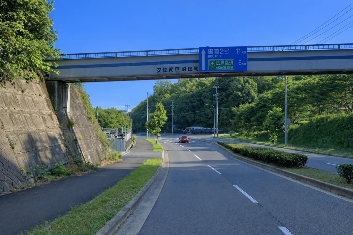 鍵のハヤブサ便 西風新都店に西風新都インター方面からお越しの方へご案内03 道なりに進む 3キロ程度直進