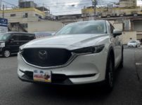 マツダ CX-5 KFEP 2021年式。こちらの車両の鍵を作製します